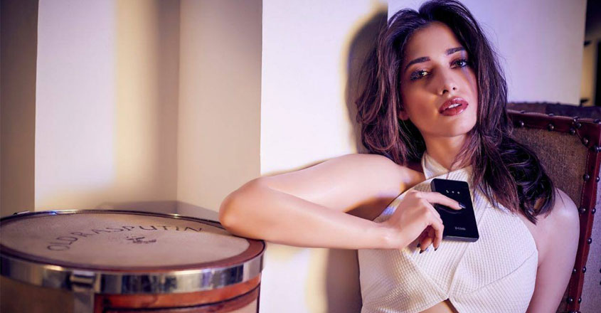 tamannaah-bhatia tamannaah-bhatia