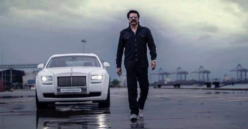 shylock-mammootty-fist-look shylock-mammootty-fist-look