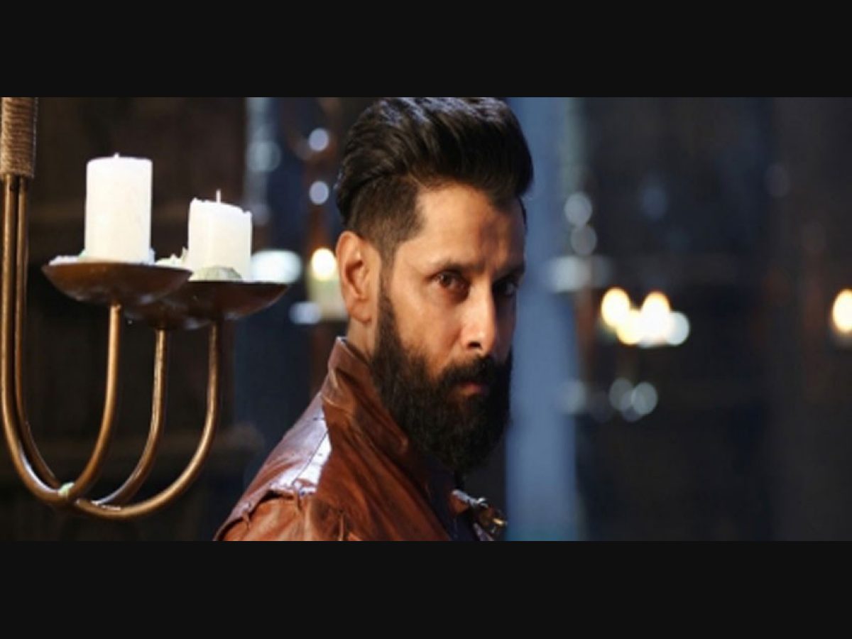 Kadaram Kondan first reviews: Actor Chiyaan Vikram impresses with  power-packed action drama – India TV