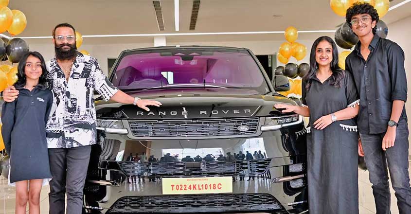 jayasurya-new-vehicle jayasurya-new-vehicle
