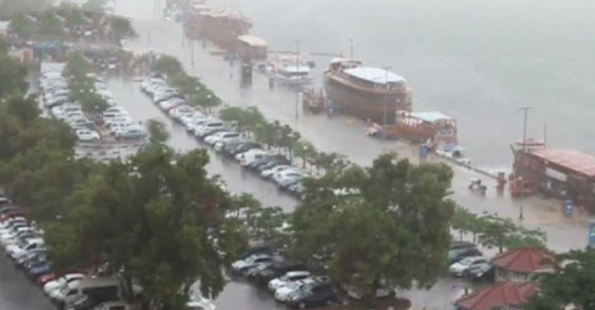 UAE-heavy-rain UAE-heavy-rain