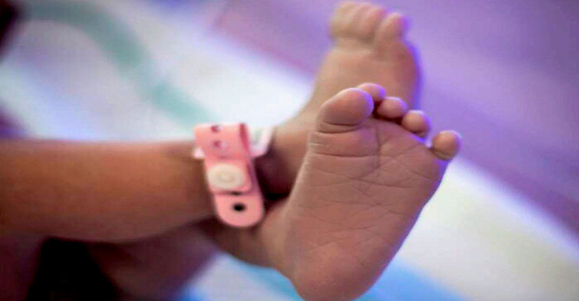 child-birth-uae-28-04 child-birth-uae-28-04