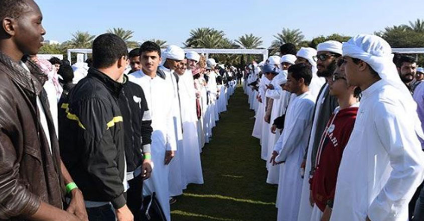 abudhabi-shakehand abudhabi-shakehand