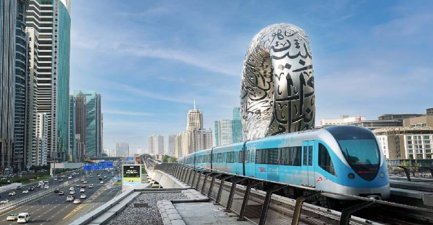 DubaiMetro2404