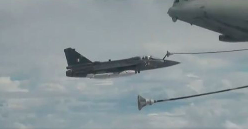 tejas-midair-fueling tejas-midair-fueling