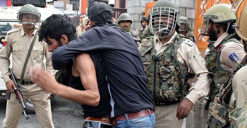 stone-pelters-in-srinagar-2 stone-pelters-in-srinagar-2