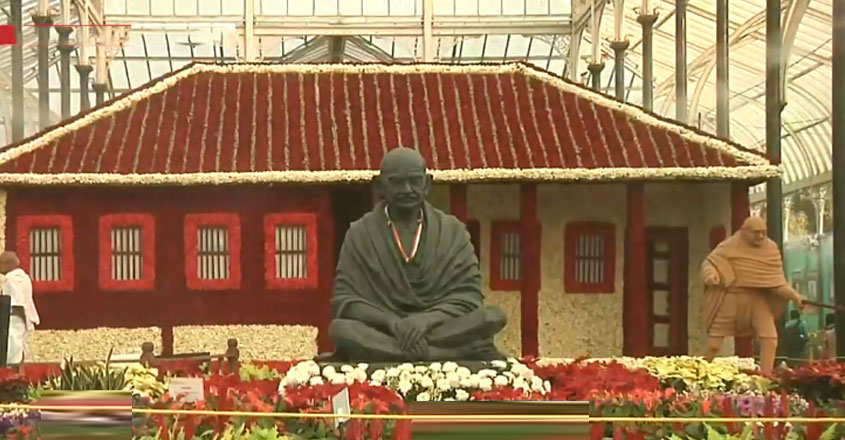 gandhi-flower-show gandhi-flower-show