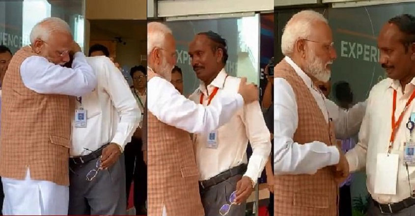 modi-hugs-shivan modi-hugs-shivan