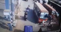ഡ്രൈവർക്ക് ഹൃദയാഘാതം; ബസ് വാഹനങ്ങളിലിടിച്ച് രണ്ട് മരണം; 6 പേർക്ക് പരുക്ക് ഡ്രൈവർക്ക് ഹൃദയാഘാതം; ബസ് വാഹനങ്ങളിലിടിച്ച് രണ്ട് മരണം; 6 പേർക്ക് പരുക്ക്