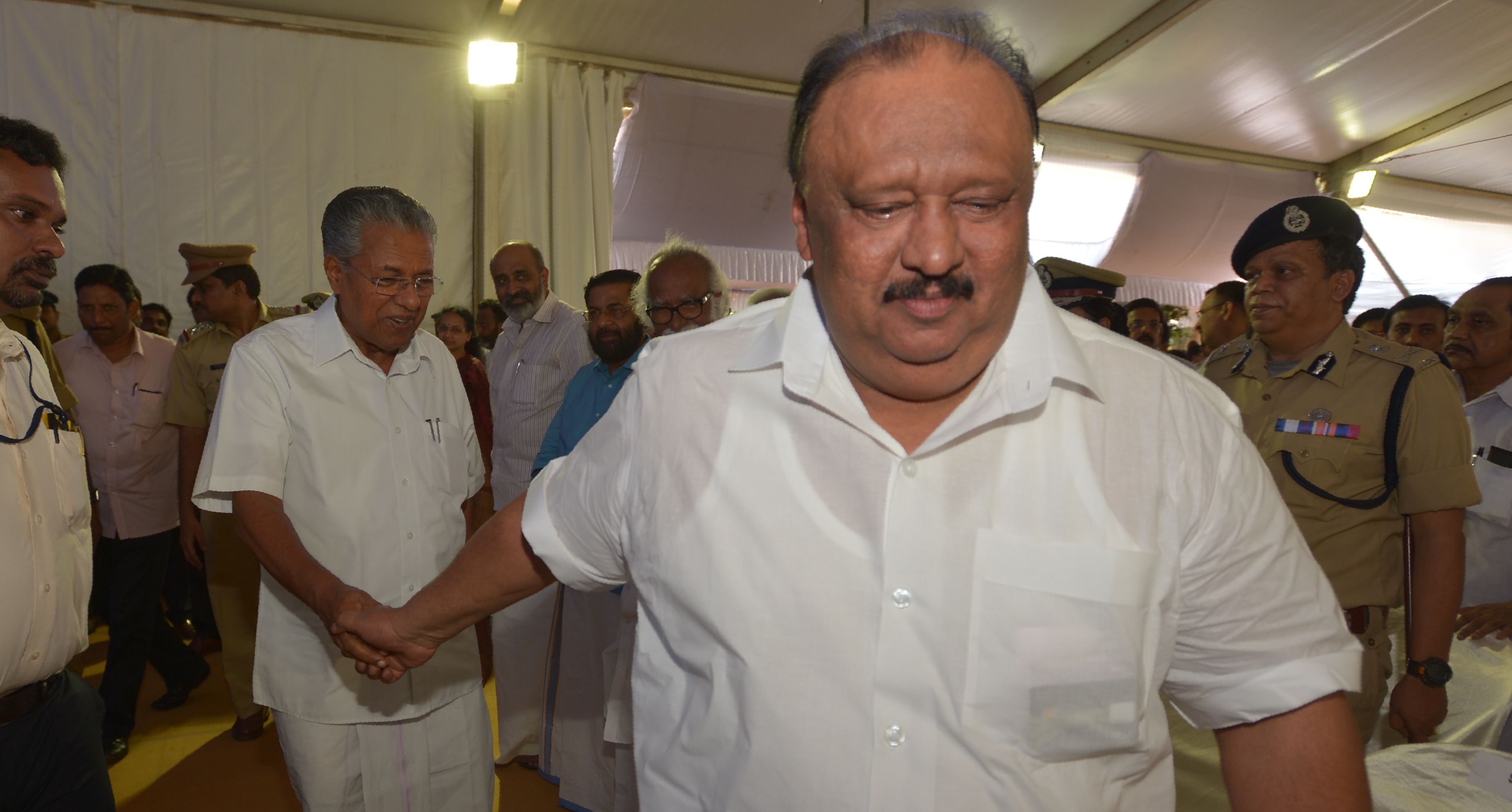 PinarayiVijayan-ThomasChandy%203 PinarayiVijayan-ThomasChandy%203