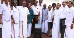 അന്ന് തല മൊട്ടയടിച്ചവർ ഇന്ന് ഒത്തുചേർന്നു; വീണ്ടും കണ്ടുമുട്ടാമെന്ന് ഉറപ്പ് അന്ന് തല മൊട്ടയടിച്ചവർ ഇന്ന് ഒത്തുചേർന്നു; വീണ്ടും കണ്ടുമുട്ടാമെന്ന് ഉറപ്പ്