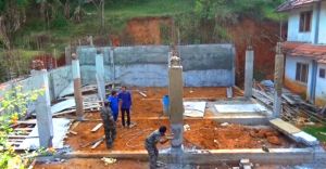 അനുമതിയില്ലാത്ത കെട്ടിടം പൊളിച്ചുമാറ്റി; നടപടി ദേവികുളം സബ്കലക്ടറുടേത് അനുമതിയില്ലാത്ത കെട്ടിടം പൊളിച്ചുമാറ്റി; നടപടി ദേവികുളം സബ്കലക്ടറുടേത്