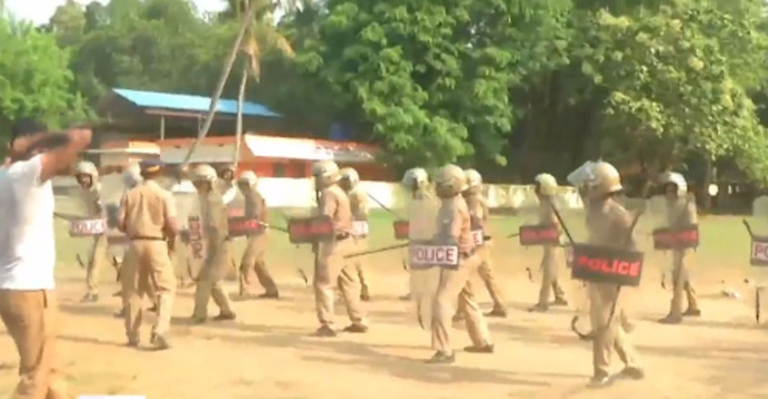 police-lathi police-lathi