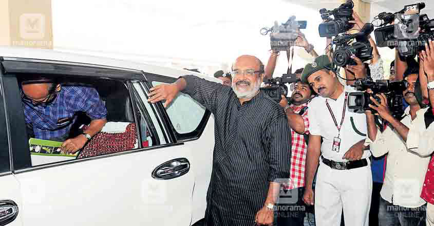 thomas-issac-budjet-car