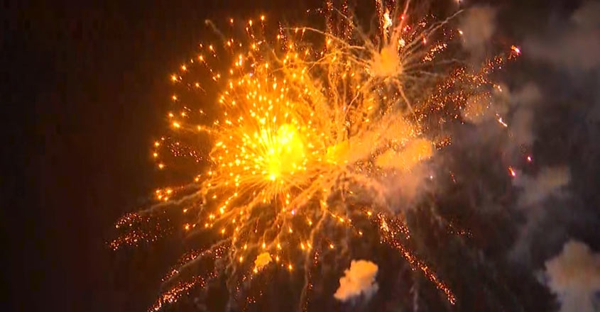 thrissur-pooram-vedikket