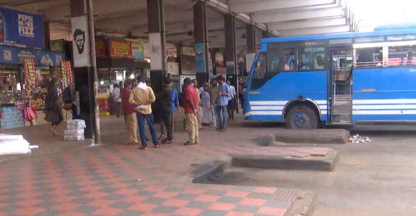 kozhikode-private-bus
