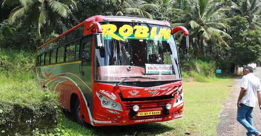 robin-bus