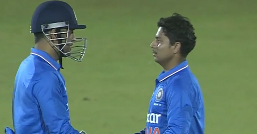dhoni-kuldeep dhoni-kuldeep