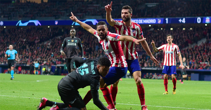 Oxlade-Chamberlain-eye-the-ball-during-the-UEFA-Champions-League Oxlade-Chamberlain-eye-the-ball-during-the-UEFA-Champions-League
