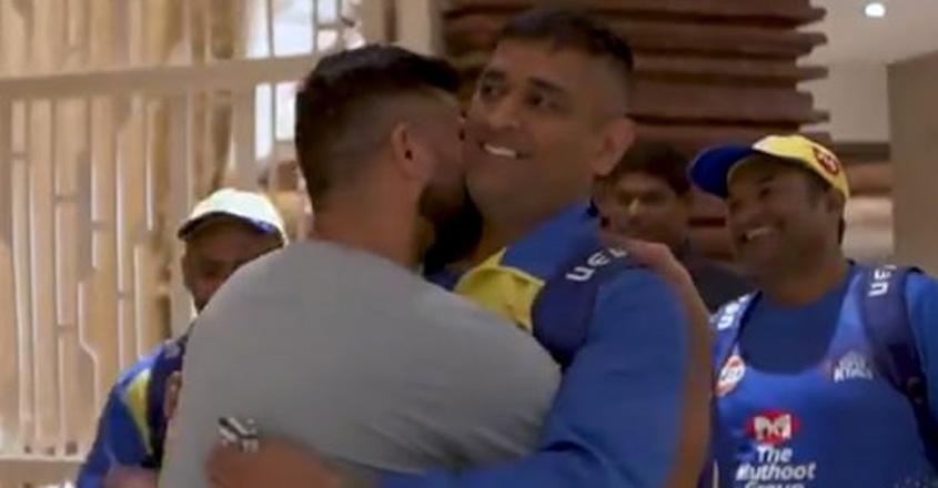 dhoni-raina dhoni-raina