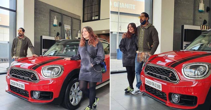 Yuvraj Singh owns BMW Mini Countryman;  Mini India |  Sports News