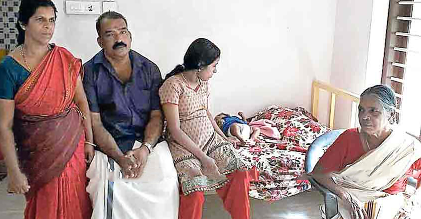 radhakrishnan-family-alappuzha radhakrishnan-family-alappuzha