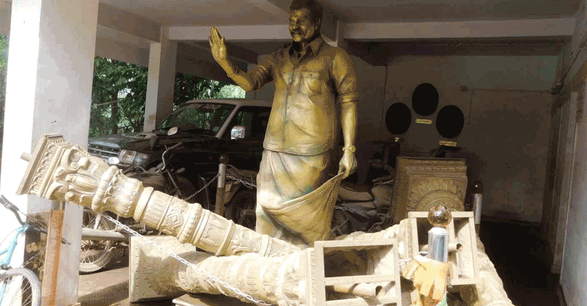 mani-home-flood-statue mani-home-flood-statue