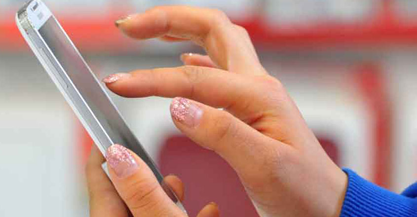 SKOREA-IT-TELECOM-SAMSUNG-SMARTPHONE