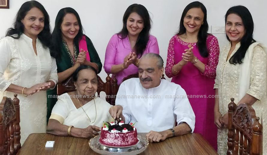 mani-family mani-family