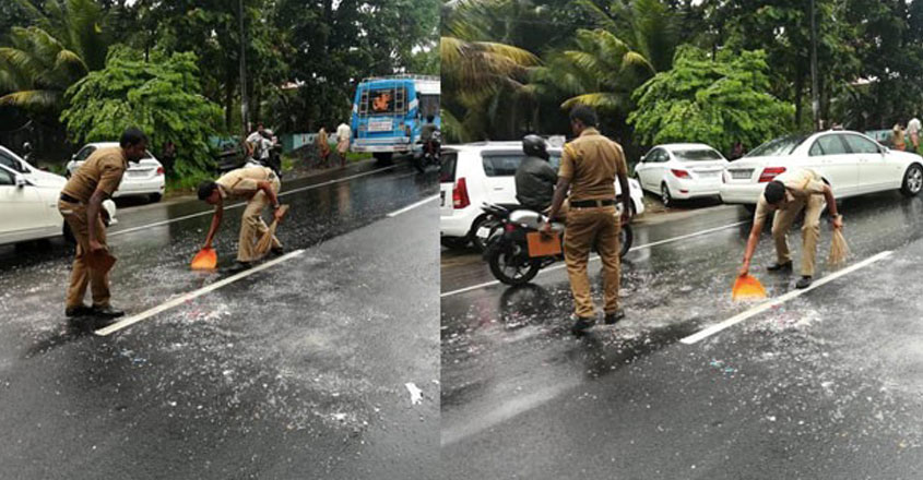 police-road-cleaning police-road-cleaning