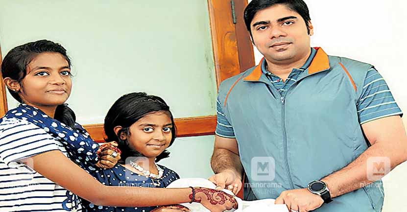 kochi-flood-help kochi-flood-help