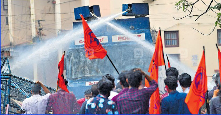thrissur-water-cannon thrissur-water-cannon