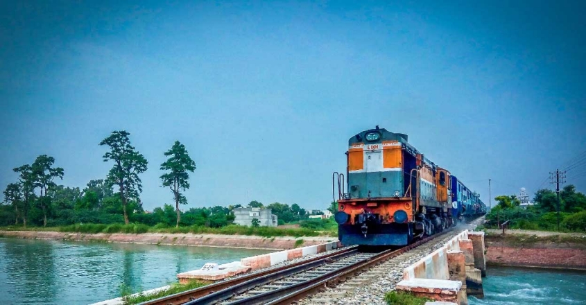 TRAIN-image-845-440