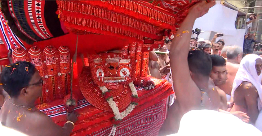 kappatt-perunkaliyattam