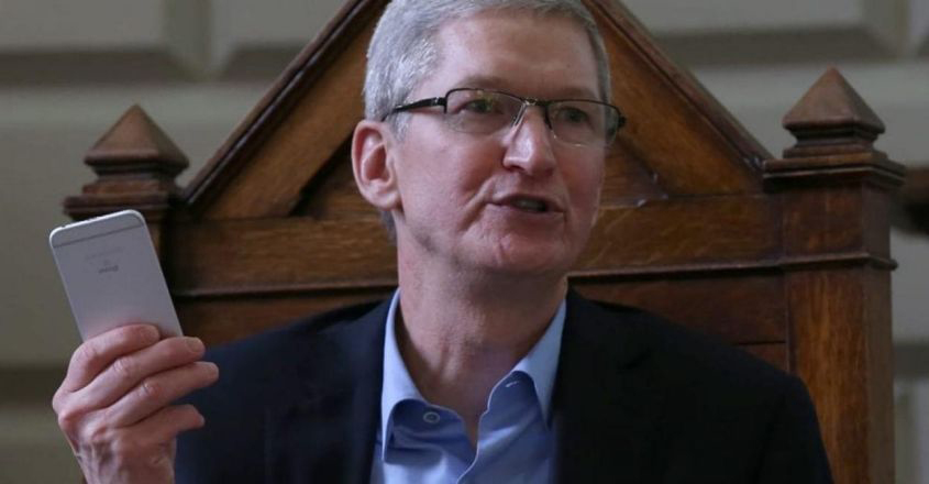 733-19-crore-salary-own-air-travel-the-royal-achievement-of-the-apple