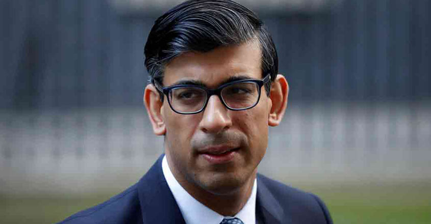 The Controversial Pen: UK Prime Minister Rishi Sunak’s Choice Raises Eyebrows