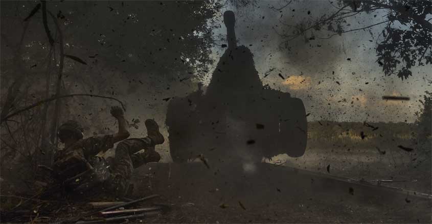 Ukrainian-police-unit-falls