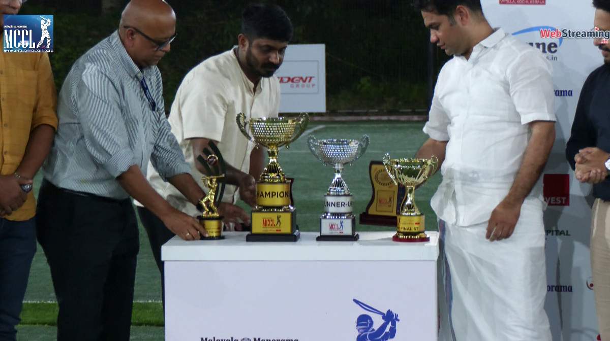 manorama-corporate-cricket-league-begins-in-kochi