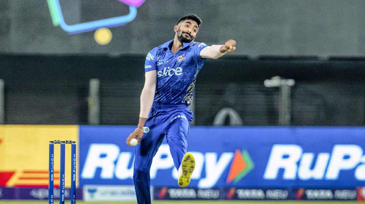 Pune: Jasprit Bumrah of Mumbai Indians bowls during the Indian Premier League 2022 cricket match between Mumbai Indians and the Punjab Kings, at the MCA International Stadium in Pune, Wednesday, April 13, 2022. (Sportzpics/PTI Photo)  (PTI04_13_2022_000170B)