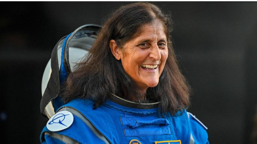 NASA astronauts Suni Williams, wearing Boeing spacesuits, departs the Neil A. Armstrong Operations and Checkout Building at Kennedy Space Center for Launch Complex 41 at Cape Canaveral Space Force Station in Florida to board the Boeing CST-100 Starliner spacecraft for the Crew Flight Test launch , on June 5, 2024. Boeing on June 5 will try once more to launch astronauts aboard a Starliner capsule bound for the International Space Station. Liftoff is targeted for 10:52 am (1452 GMT) for a roughly one-week stay at the orbital laboratory. (Photo by Miguel J. Rodriguez Carrillo / AFP)