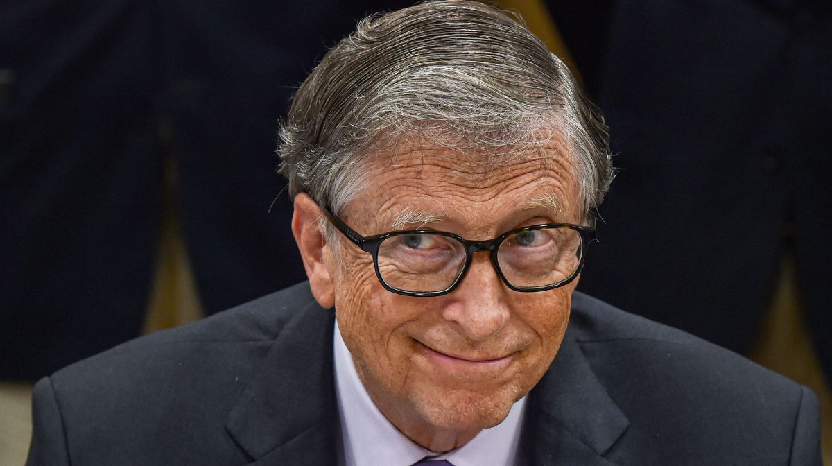 ഹോമിയോയെയും ആയുര്‍വേദത്തെയും തഴഞ്ഞതെന്തിന്? സര്‍ക്കാരിനെതിരെ ഡോ. ബിജു പൊതുജനാരോഗ്യ നിയമത്തിൽ കാലാനുസൃത മാറ്റങ്ങള്‍ വരുത്തി വ്യവസ്ഥ രൂപീകരിക്കാനായി രൂപീകരിച്ച ആരോഗ്യ വകുപ്പിന്‍റെ പ്രത്യേക സമിതിയില്‍ നിന്ന് ഹോമിയോ, ആയുര്‍വേദം എന്നിവയെ തഴഞ്ഞതിനെതിരെ - 1