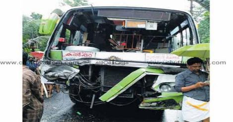 wayanad-accident-bus