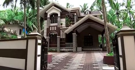 luxury-budget-house-malappuram-exterior.jpg.image.784.410