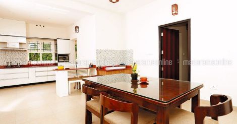 eco-friendly-house-dining.jpg.image.784.410