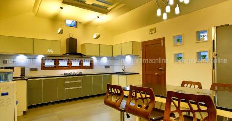 elegant-house-tirur-kitchen.JPG.image.784.410